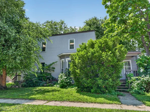 903 E 2nd Ave, Brodhead, WI 53520