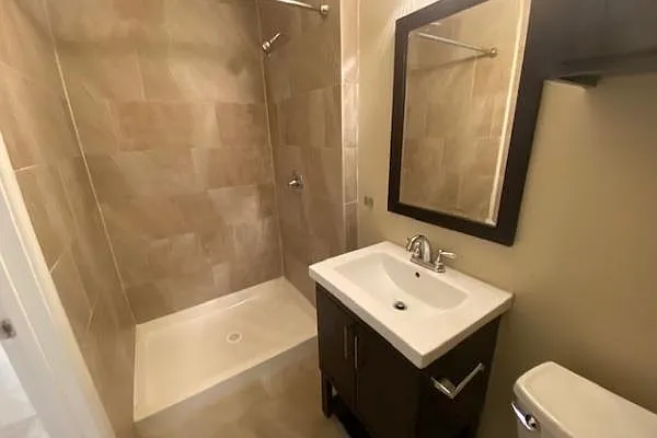 2402 Rio Grande St #6 — Photo 3