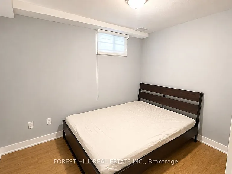 634 Shaw St — Photo 4