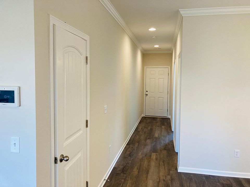 1st image of 206 Honey Hill Way