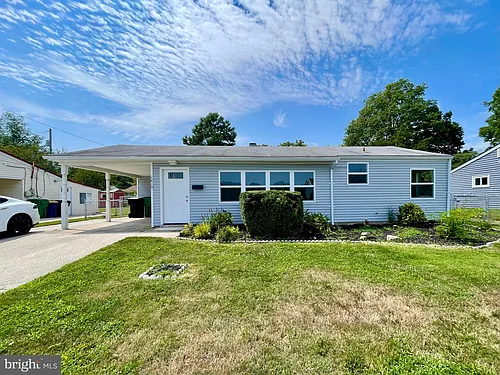 1416 S Governors Ave Photo 1