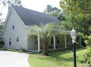 586 Kings River Rd, Pawleys Island, SC 29585