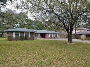 634 Country Club Ave NE, Fort Walton Beach, FL 32547