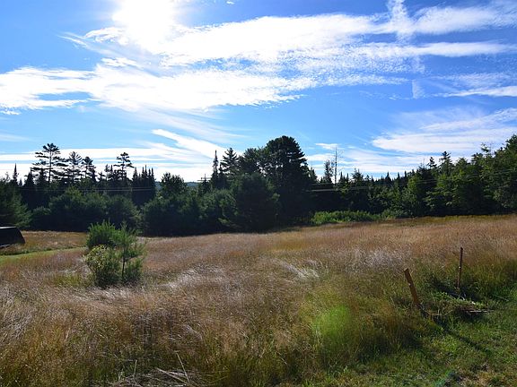 3rd image of 1615 St. Johnsbury Road