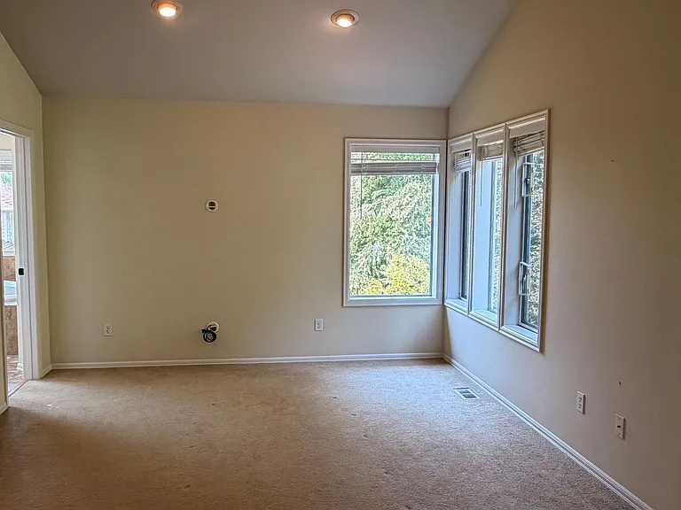 4504 194th Way NE — Photo 17