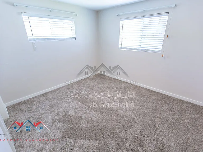 3409 E Indianola Ave — Photo 27