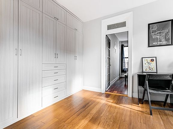 3rd image of 214 Bradhurst Ave APT 10