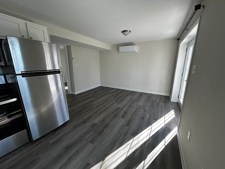 120 Shutter St #120 — Photo 5