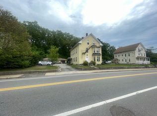 28 Main St, Blackstone, MA 01504