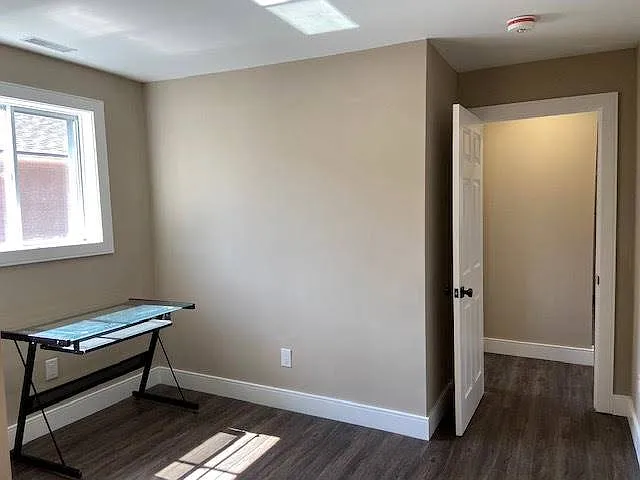 21 Eby St S #1 — Photo 7