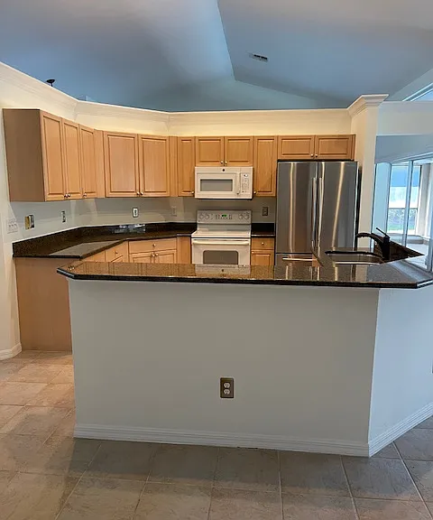 10158 Boca Cir — Photo 7