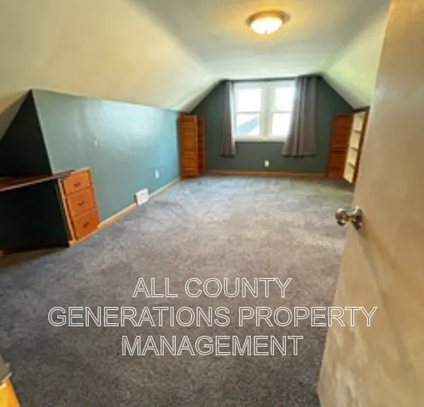 6558 Lawnwood Ave — Photo 9