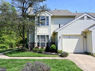 27 Fox Meadow Dr, Sicklerville, NJ 08081