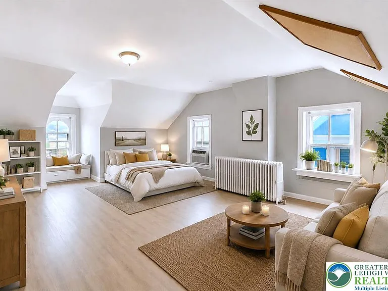 227 E Garrison St — Photo 23