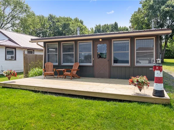 13160 Sunset Pkwy, Waterport, NY 14571