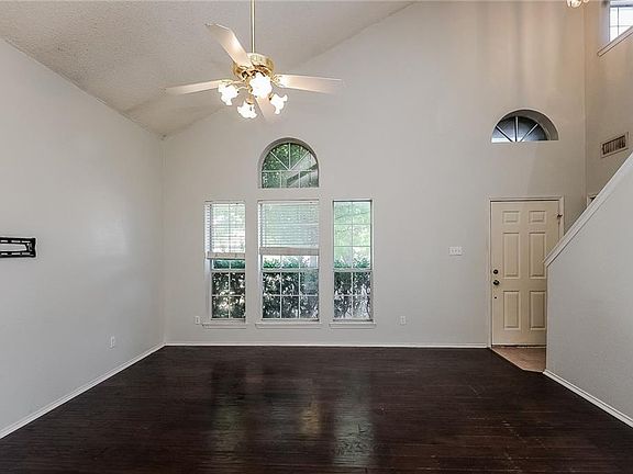 4th image of 6412 Fern Meadow Dr