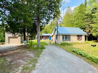568 Stokes Bay Rd, Northern Bruce Peninsula, ON N0H 2M0