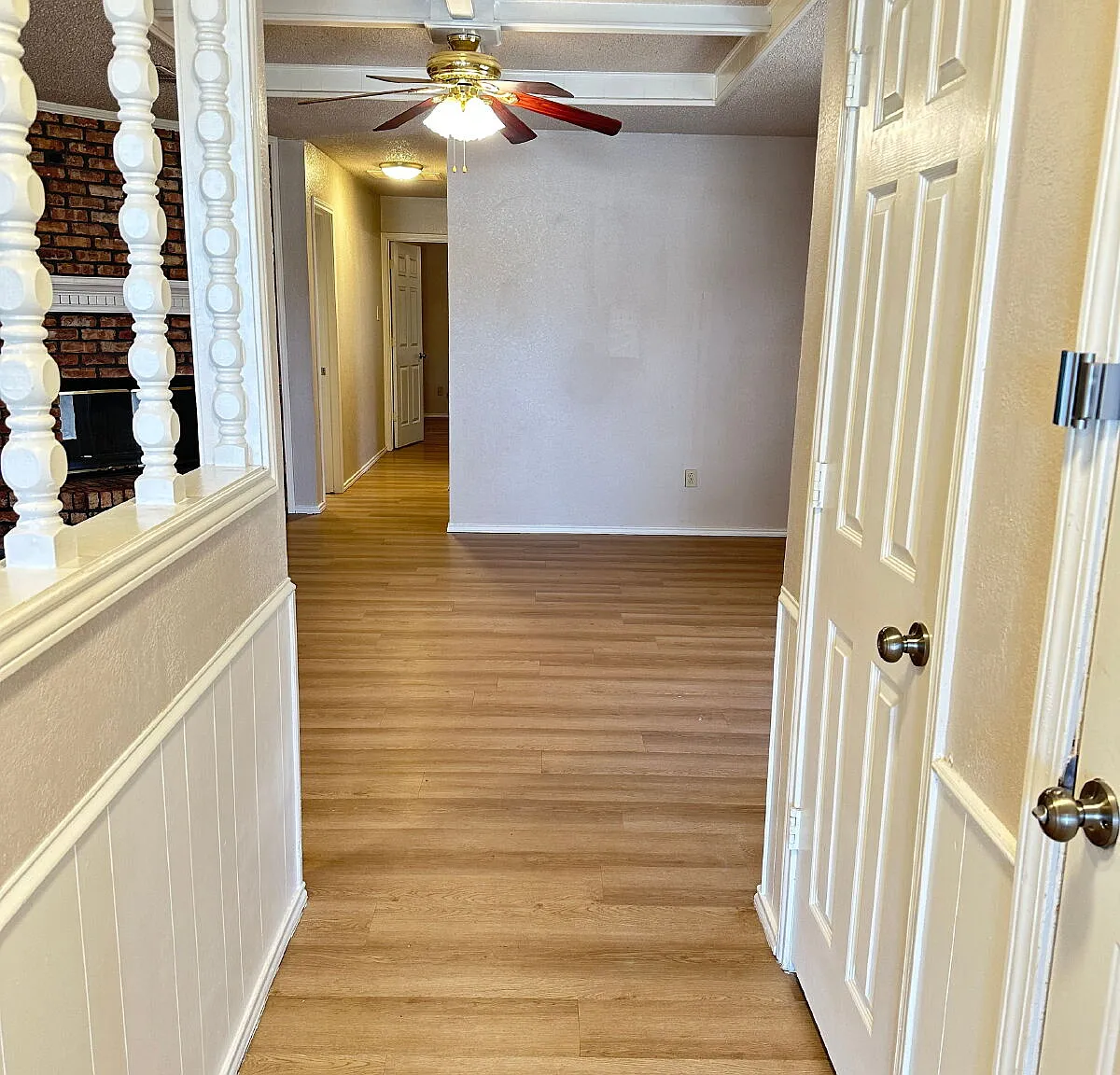 2 bed, 1.5 bath, 1029 sqft, $1,295 — Photo 3
