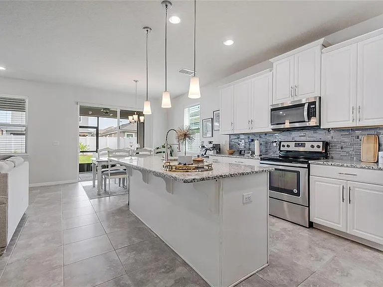 2495 Rapollo Dr — Photo 9