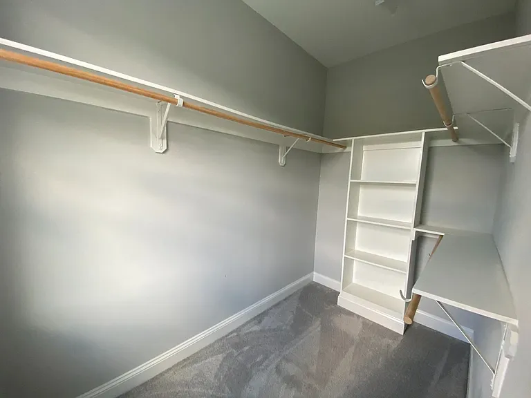 118 Philips Sq — Photo 41
