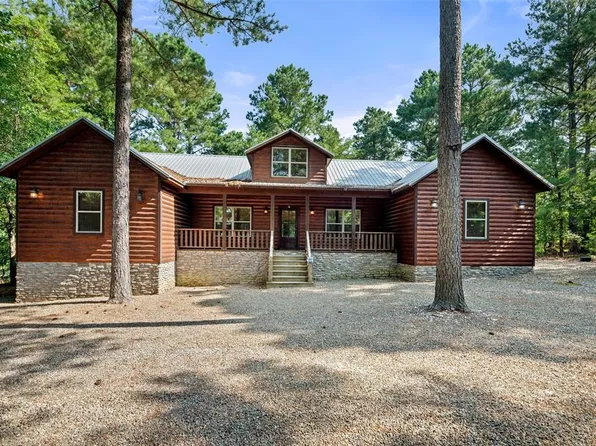 950 Pine Hills Rd, Broken Bow, OK 74728