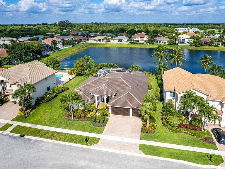 11750 Osprey Pointe Cir — Photo 33