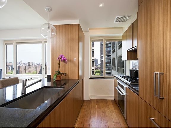 4th image of 1280 5th Ave APT 16G