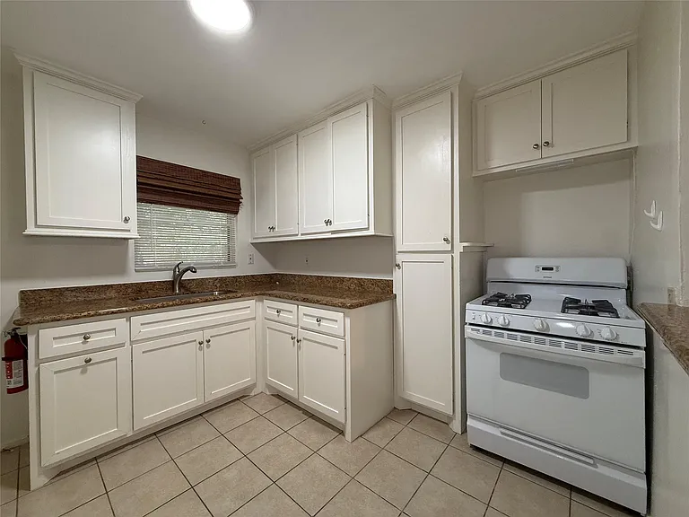 1320 Heights Blvd #2 — Photo 7