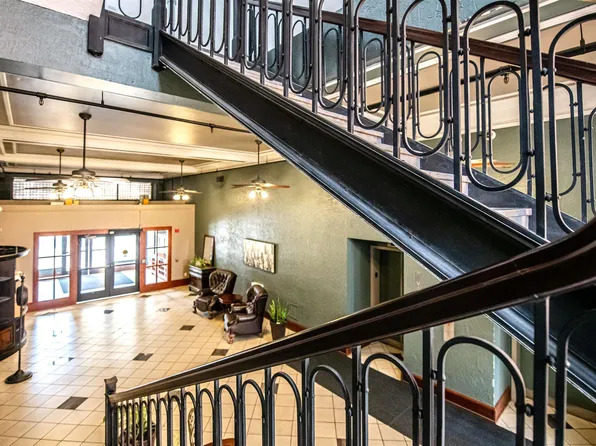 112 W Washington Blvd APT 226, Fort Wayne, IN 46802