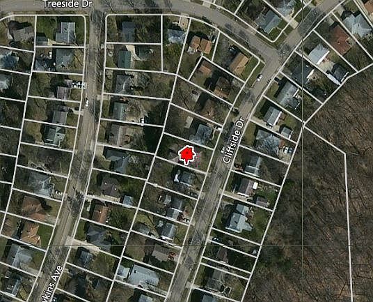 2nd image of 668 Cliffside Dr