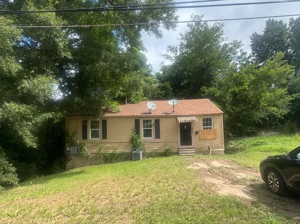 1654 Michel St, Shreveport, LA 71108