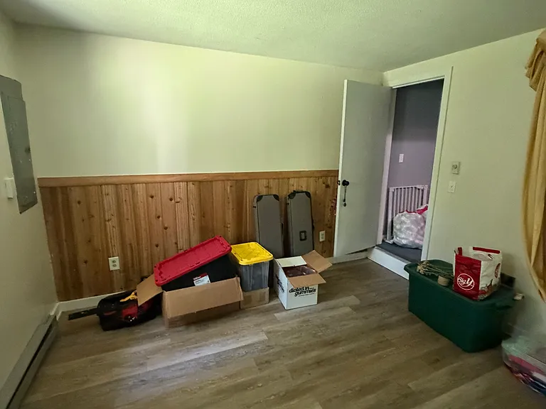 308-310 Long Plain Rd — Photo 12