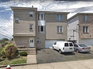305 7th St FLOOR 2, Fairview, NJ 07022