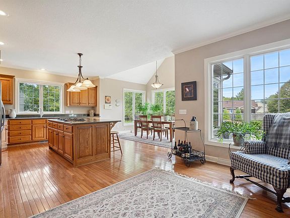 4th image of 5800 Craigin Bluff Ct