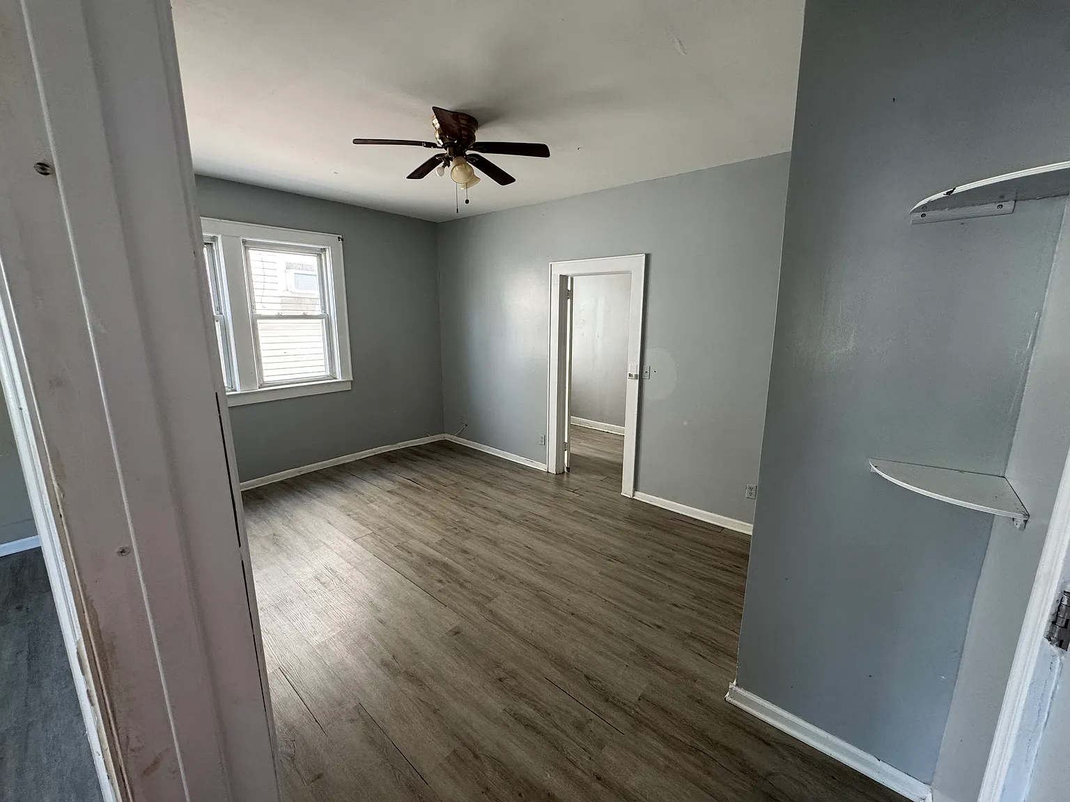 4 bed, 1.5 bath, $2,600 — Photo 4