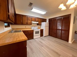 562 Maxwell St APT 2, Cookeville, TN 38501