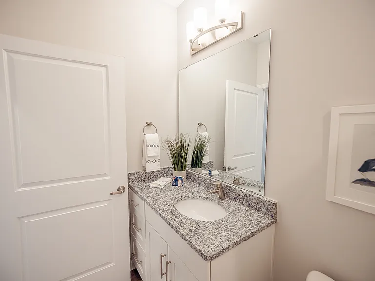 Grand Oaks Apartments — Photo 105