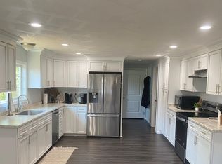 2444 Roy Ave, Crescent City, CA 95531