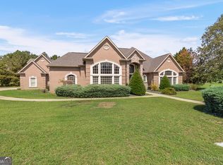 102 Country Ct, Kathleen, GA 31047