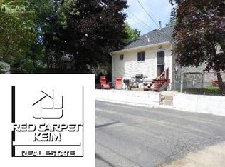 1048 McClellan St, Lake Orion, MI