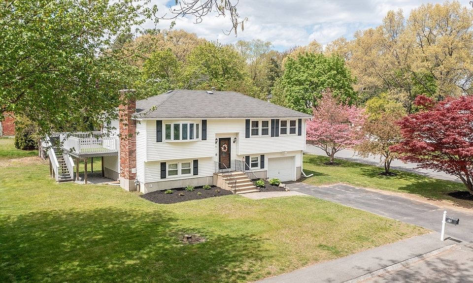 1st image of 59 Riverview Blvd