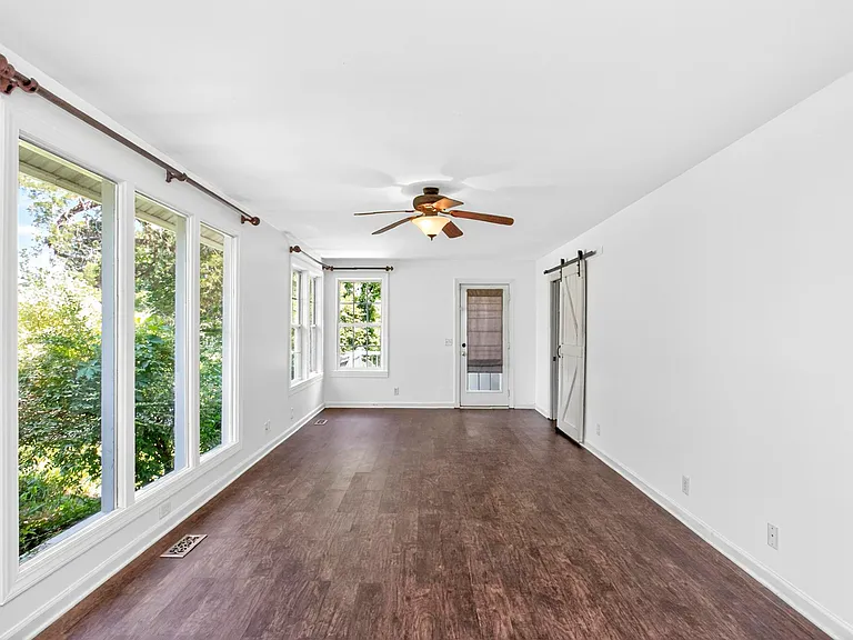 3008 Lakeshore Dr — Photo 19