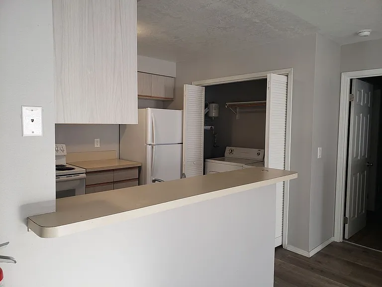 9072 W Sigmont Ln — Photo 2