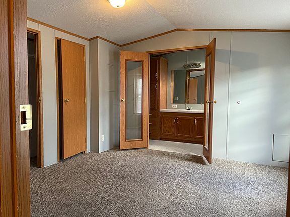 2nd image of 273 Spruce Ave #273