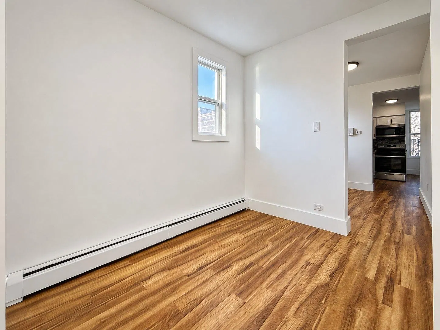 1 bed, 1.0 bath, 550 sqft, $1,980 — Photo 4