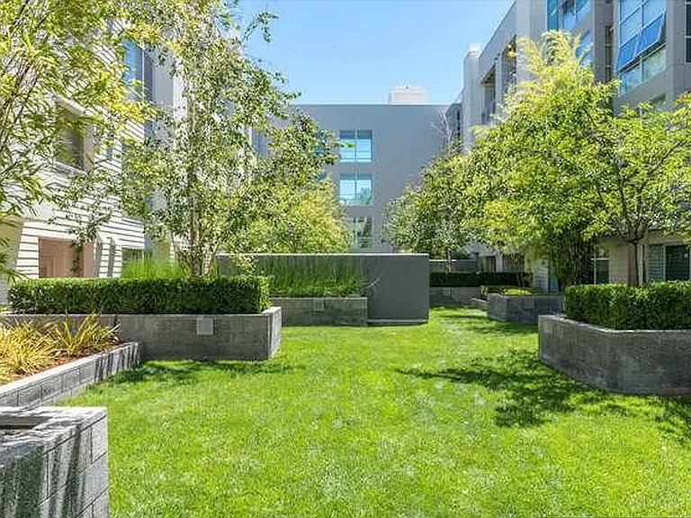 1655 N California Blvd #440 — Photo 36
