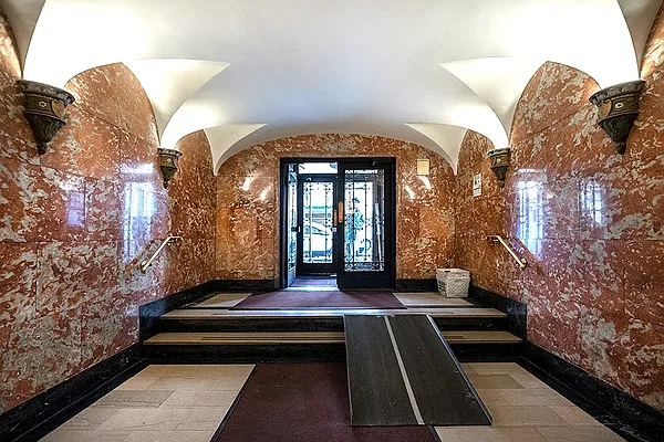 Rented by Rita S Citrin, LREB | media 22