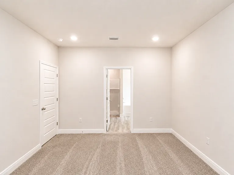 530 Bridle Way — Photo 9