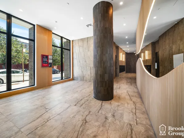 2258 Fulton Street image 7 of 24