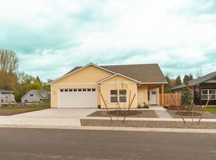 2033 Westview Dr, Moscow, ID 83843